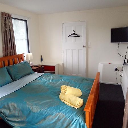 Bed and Breakfast Water Lily Garden Christchurch Exterior foto