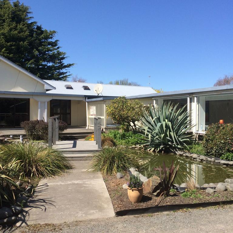 Bed and Breakfast Water Lily Garden Christchurch Exterior foto