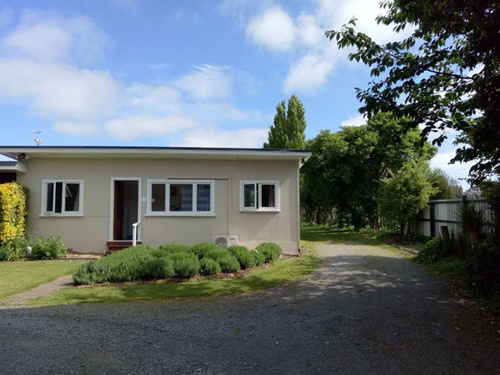 Bed and Breakfast Water Lily Garden Christchurch Exterior foto