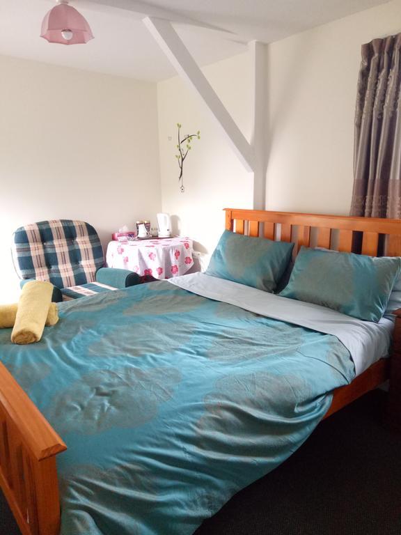 Bed and Breakfast Water Lily Garden Christchurch Exterior foto